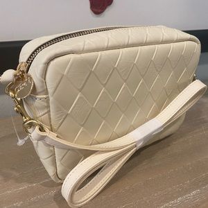 Brand new Clare V Midi Sac in cream with cross body strap. No dust bag.